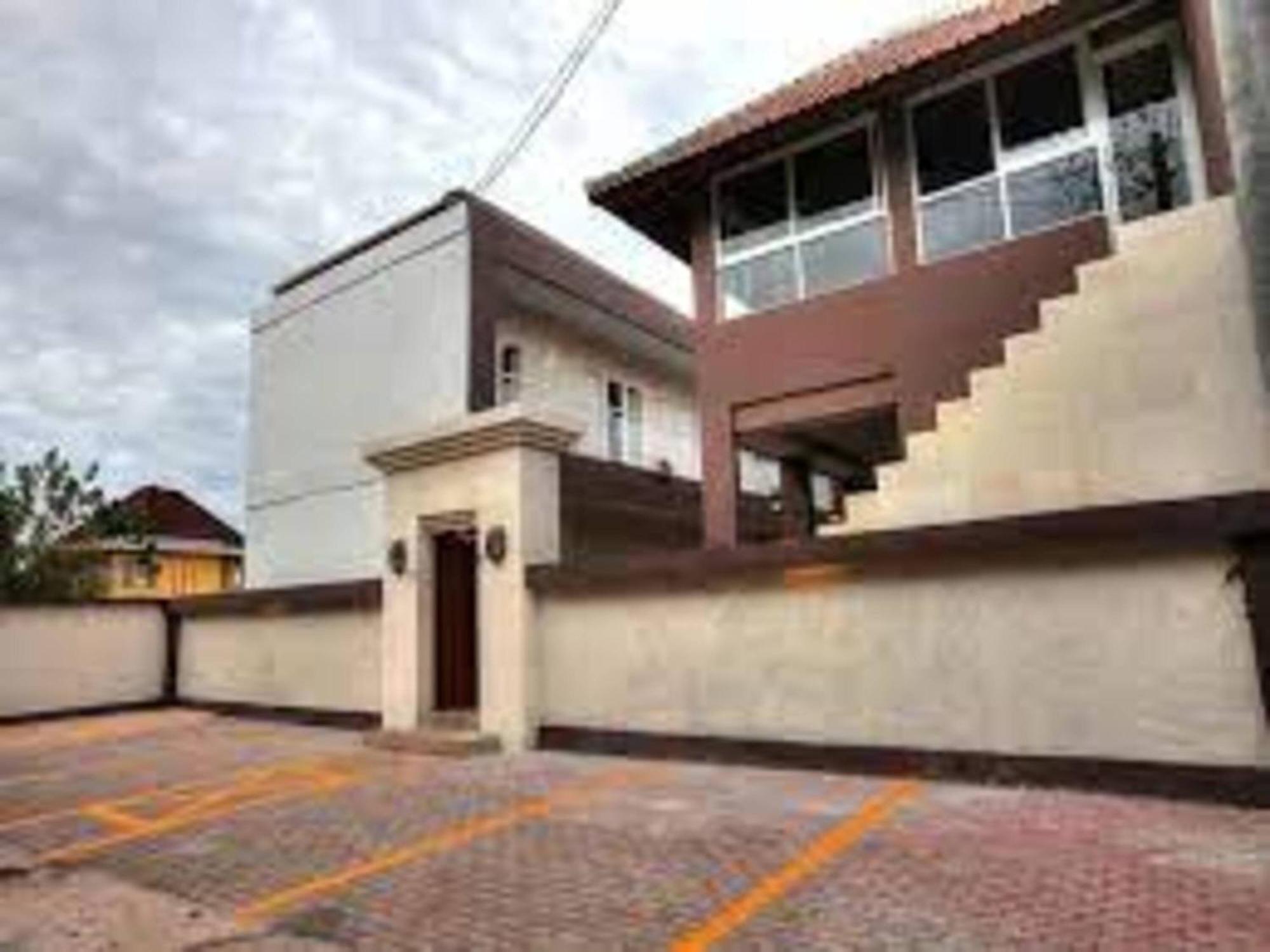 Gaing Mas Residence By Gaing Mas Group Jimbaran Екстериор снимка